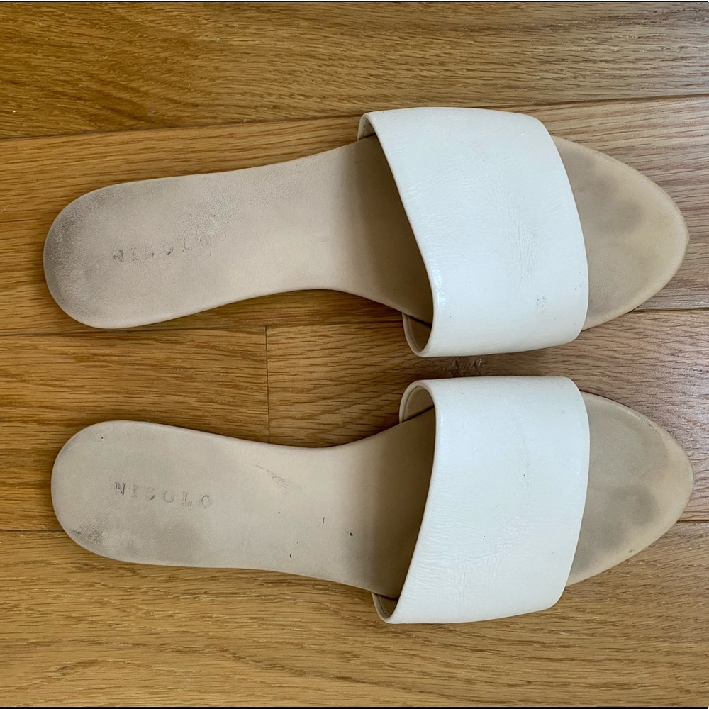 Nisolo Isla slide